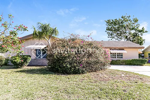 3857 Bluebell St Photo 1