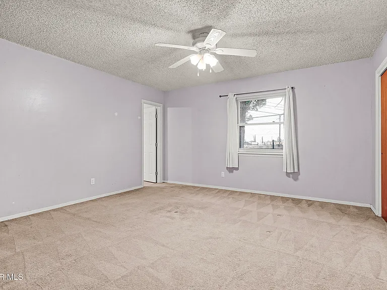 10372 Shenandoah St — Photo 26