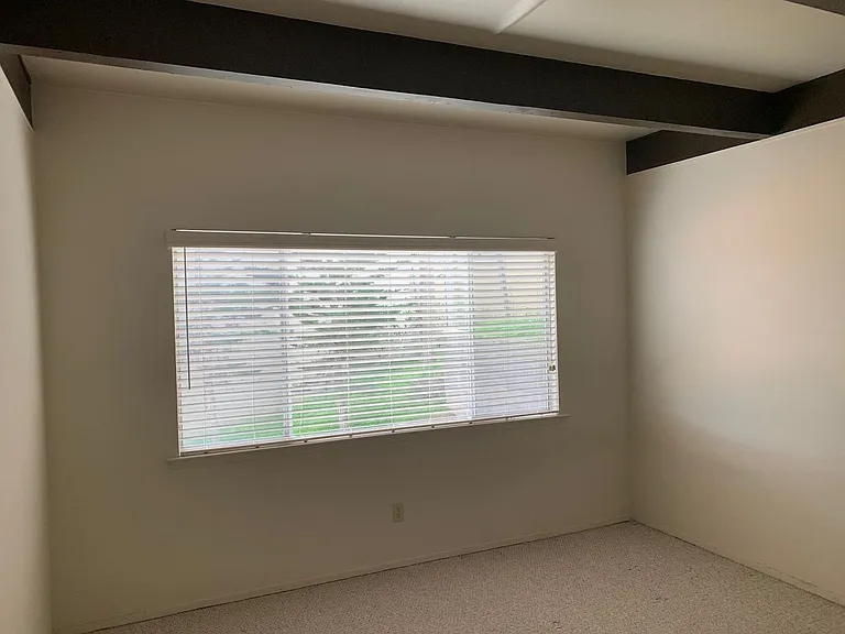 2741 Ransford Avenue — Photo 14