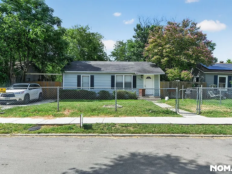 1534 Mardell St — Photo 33