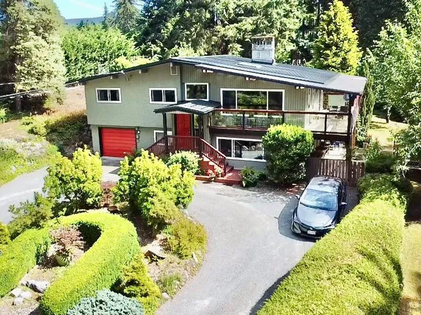 2128 Calais Rd, North Cowichan, BC V9L 5V8