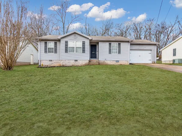 310 Pine Hill Dr, Hopkinsville, KY 42240