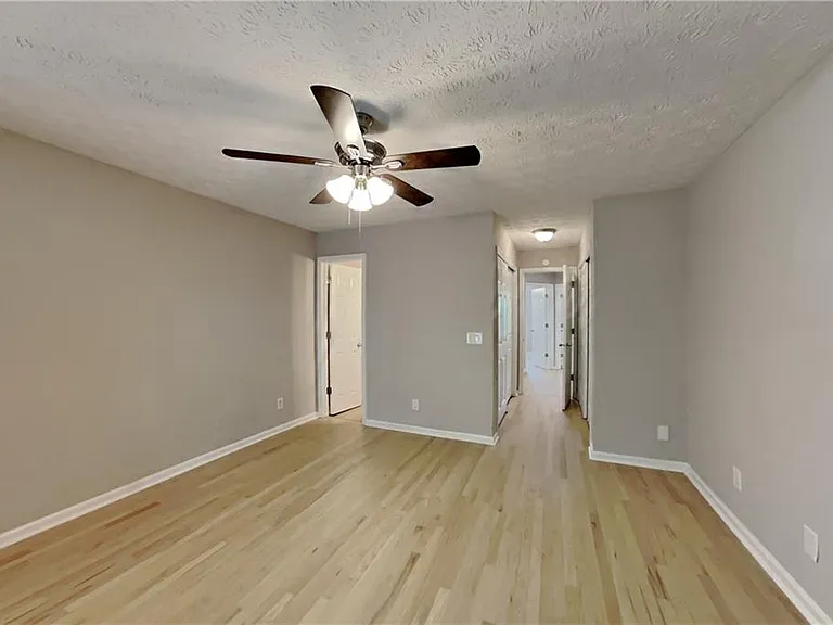 3222 Avensong Village Cir — Photo 8