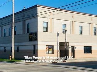 1002 Oregon Street - 4, Oshkosh, WI 54902