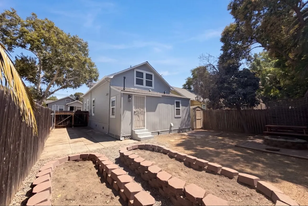 3211 San Jose Way — Photo 3