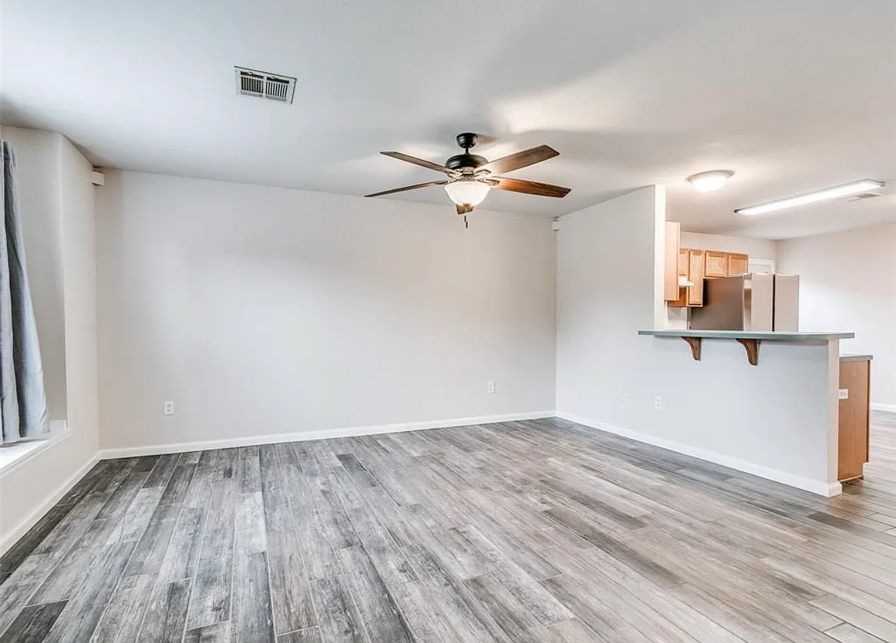 905 Boot Hill Ln — Photo 3