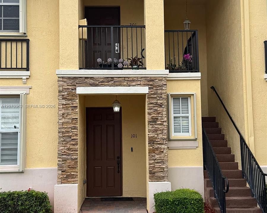 1st image of 1420 NE 33rd Ave #20115