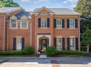 2821 Sharon View Rd, Charlotte, NC 28210