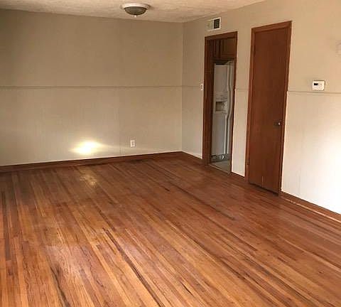 Living Room view to kitchen