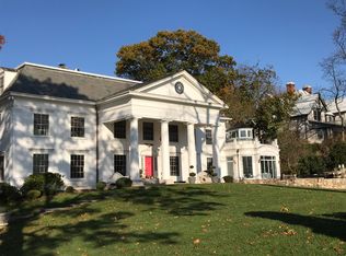 33 Searles Rd, Darien, CT 06820