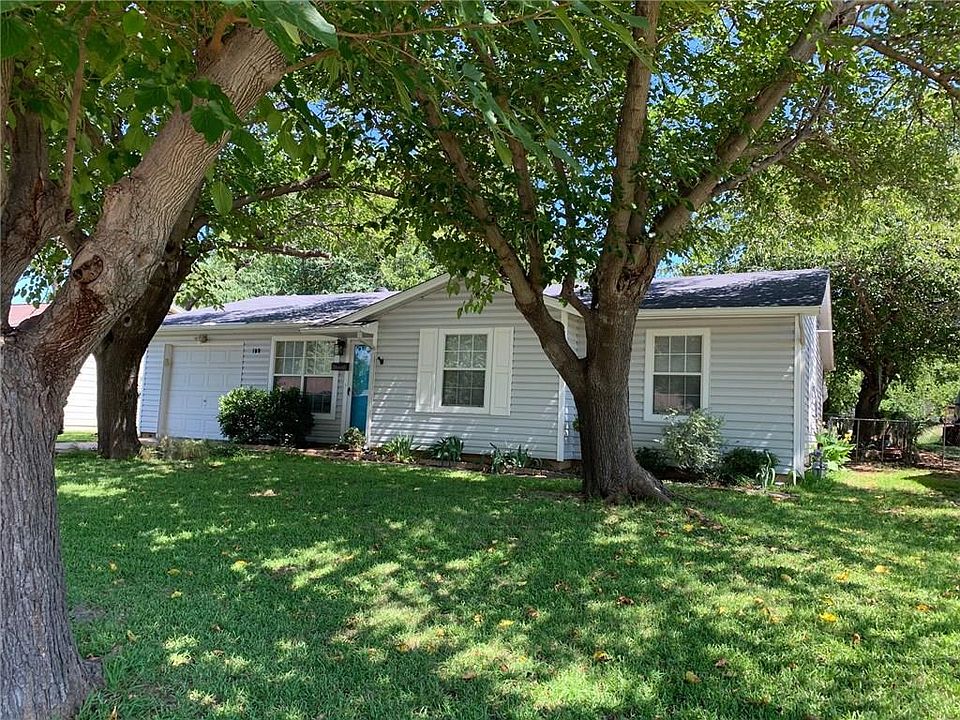 1st image of 108 Tarrant Dr