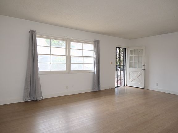 5th image of 4204 1/2 N La Rica Ave #4204-1/2