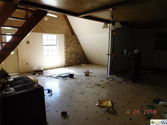 3rd image of 651 County Road 82