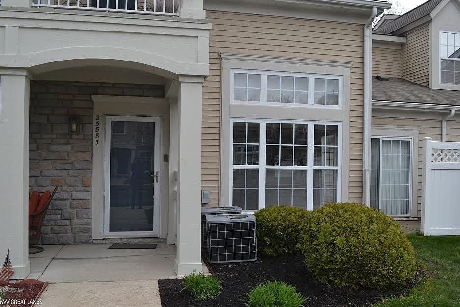 1st image of 25585 Sun Sail Ct