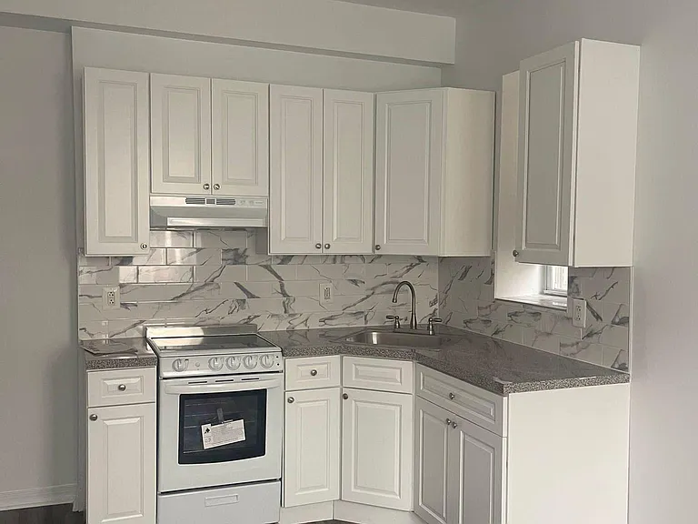 Penn Properties — Photo 1