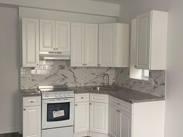 177 Hansberry St APT 2C
