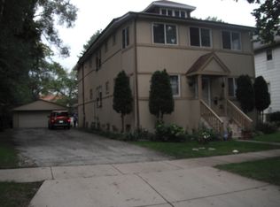 8518 Rockefeller Ave, Brookfield, IL 60513