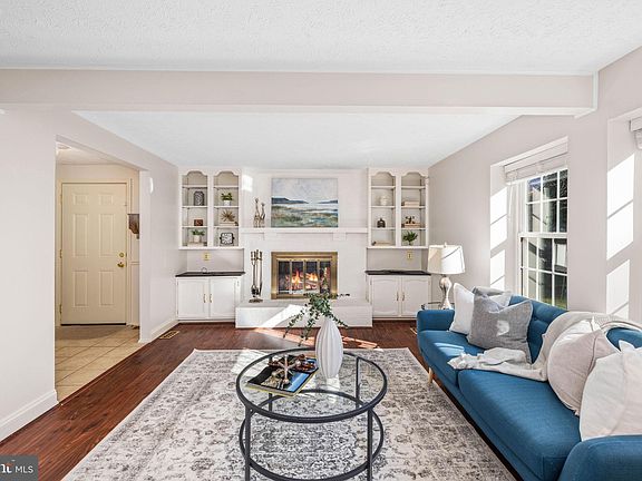 4th image of 17411 Founders Mill Dr