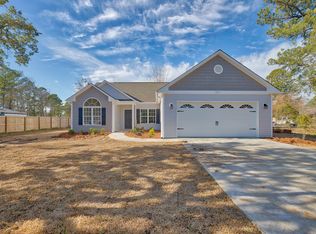 697 E Ocean Hwy, Holly Ridge, NC 28445