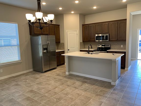 3rd image of 4627 Cormorant Dr
