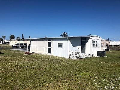 3rd image of 825 Cervina Dr