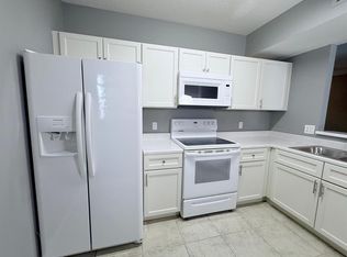 1115 Golden Lakes Blvd APT 512, West Palm Beach, FL 33411