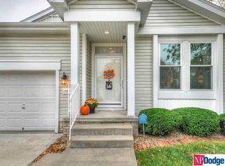 17217 Hickory Plz, Omaha, NE 68130