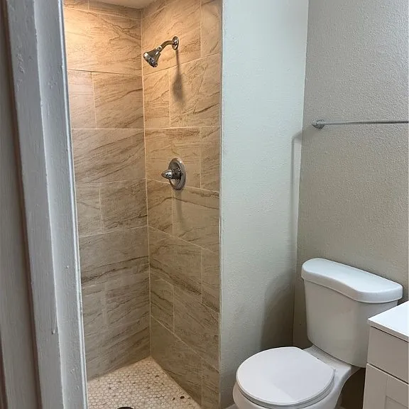 3303 Astoria Ave — Photo 4
