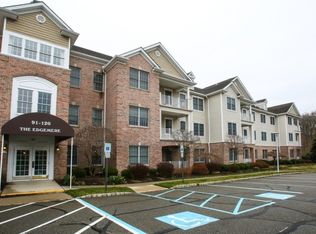 105 Ridgeview Ln, Mount Arlington, NJ 07856