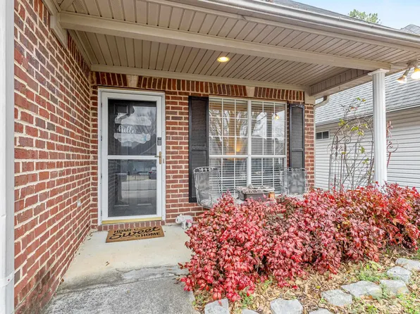 9094 Brookline Ln, Helena, AL 35080