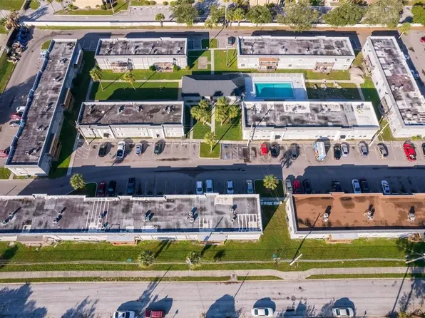 2753 L B McLeod Rd #2753, Orlando, FL 32805