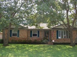 8466 Swift Ave, Dallas, TX 75228