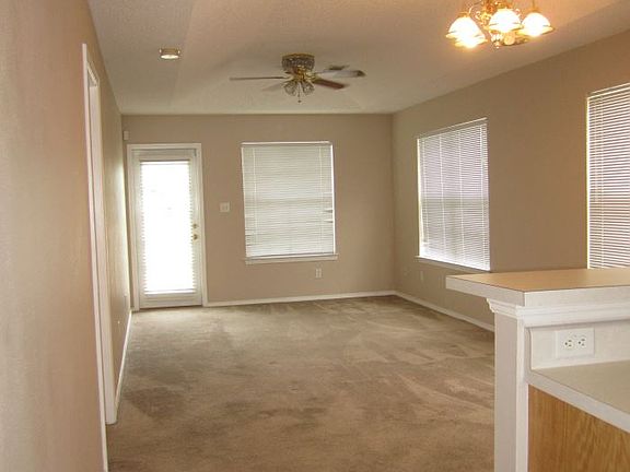 4th image of 5602 W Shore Dr APT D