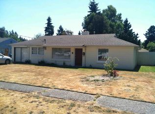 1745 NE 136th St, Seattle, WA 98125