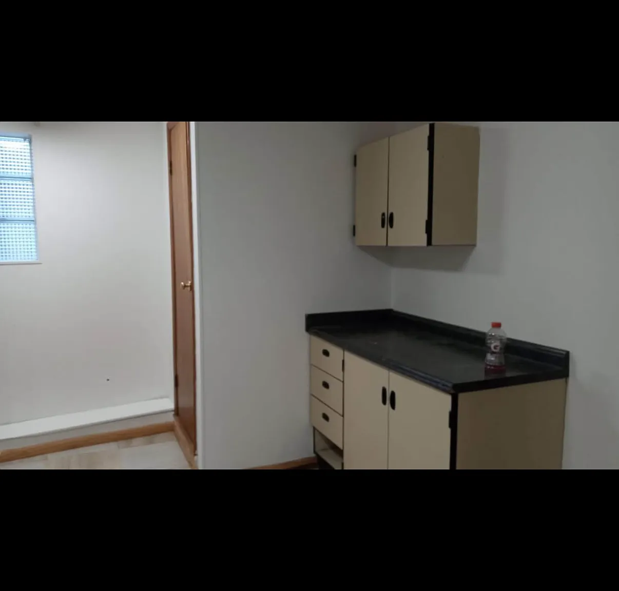 1 bed, $700 — Photo 1