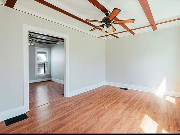 4th image of 3110 Washburn St #1