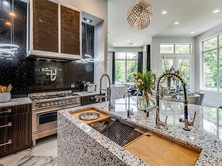 2642 Hemingway Ct — Photo 9