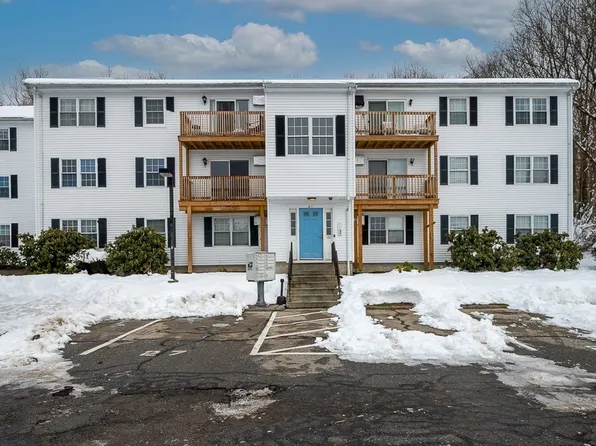 36 Gibbs St #27, Worcester, MA 01607