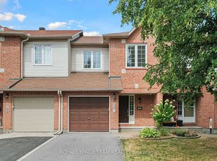 6201 Arbourwood Dr, Ottawa, ON K1C 7L6