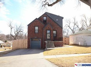 2017 N 60th St, Omaha, NE 68104