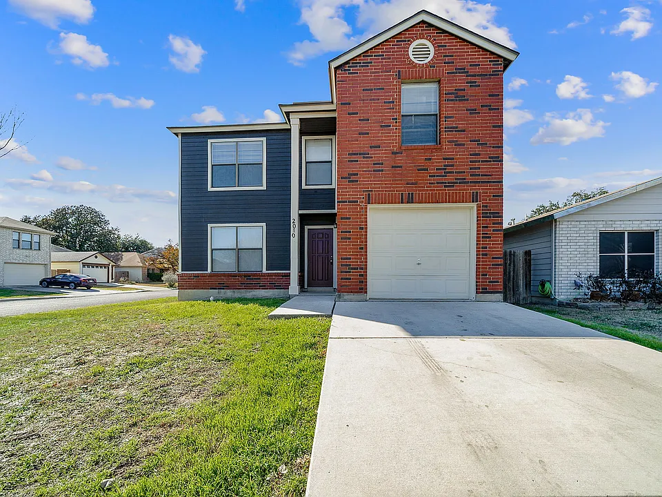 2010 Muddy Peak Dr