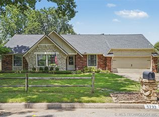 5733 E 97th Pl, Tulsa, OK 74137