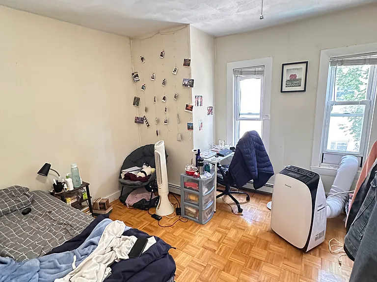 Harvard St — Photo 10