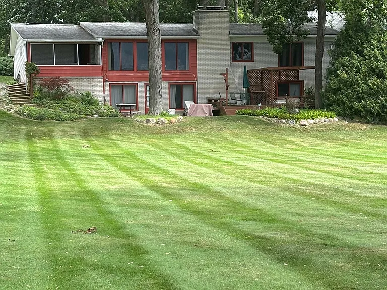 2714 Lari Ct — Photo 3