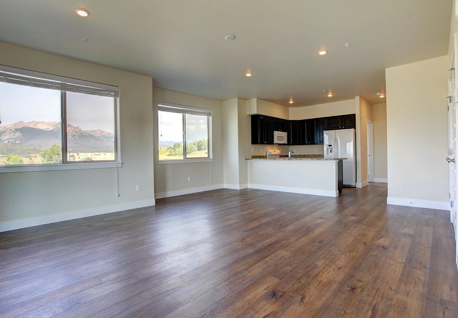 Dillon Ridge Apartments 380 — Photo 3
