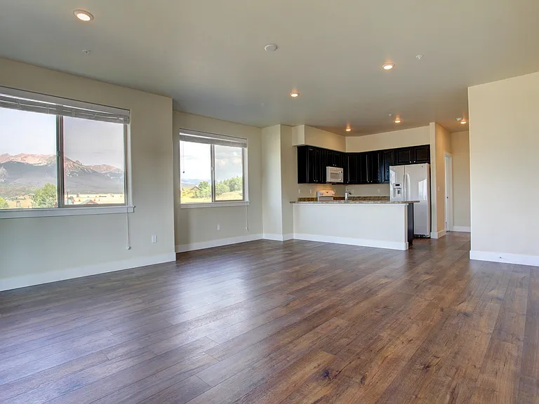 380 Dillon Ridge Rd — Photo 1