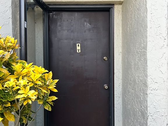 4th image of 10012 Bynum Ct