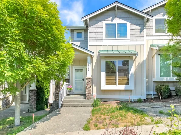 1924 S 240th Street, Des Moines, WA 98198