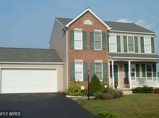 15950 Hosta Dr, Hagerstown, MD 21740