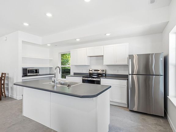 5th image of 603 N 4th St #100